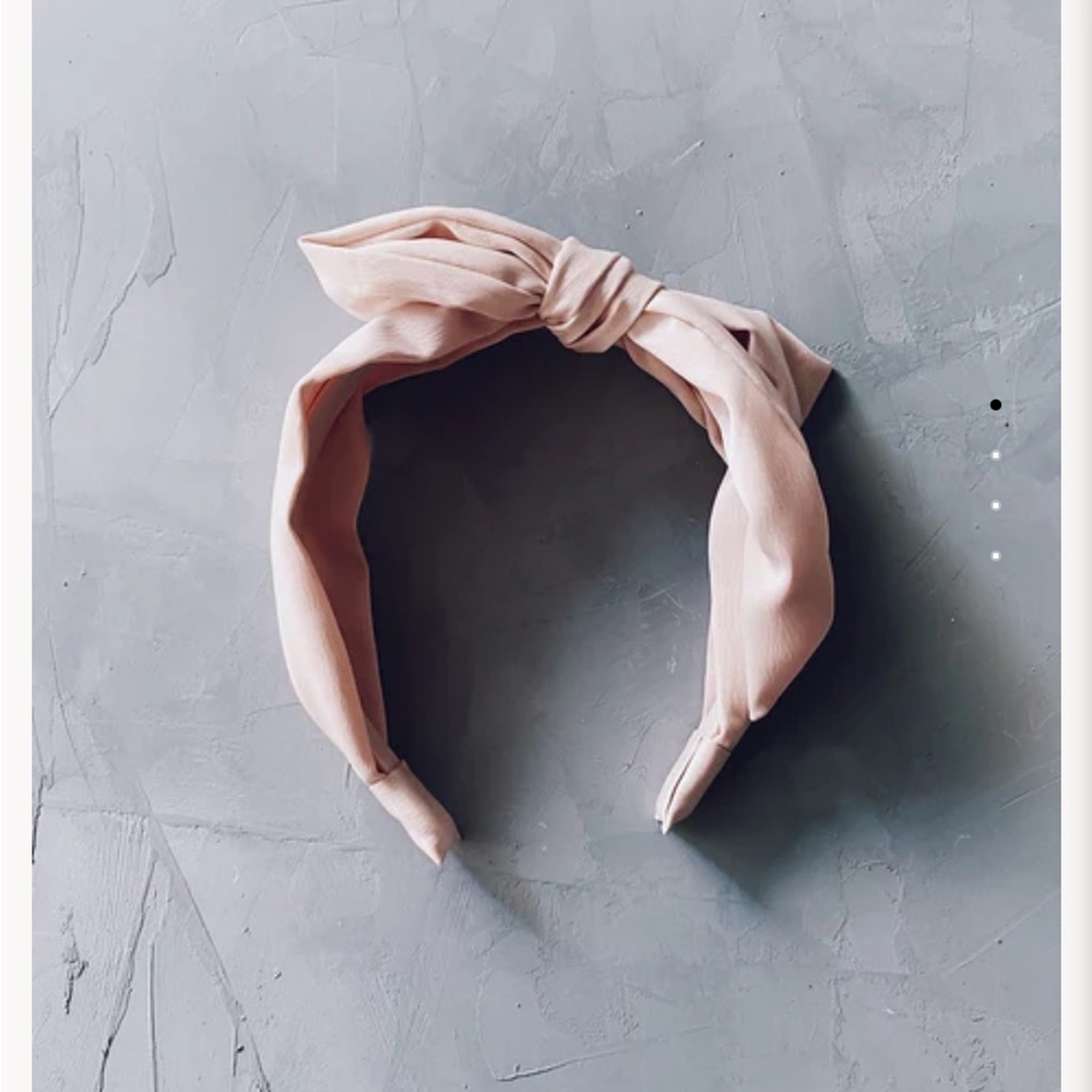 Kristin Ess Satin Headband in Blush